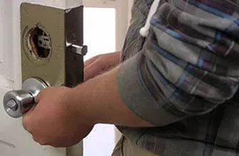 Universal Locksmith Store Riverside, CA 909-320-2641 Universal Locksmith Store Riverside, CA 909-320-2641 - 12-locks-replace